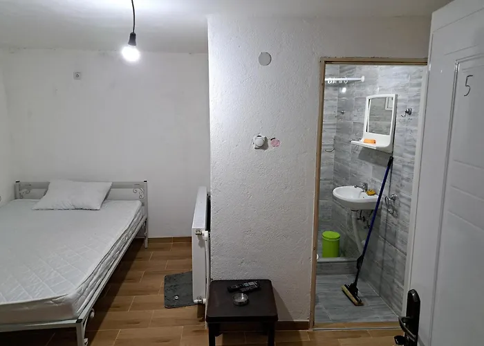 Hostel Lalinac Lalince